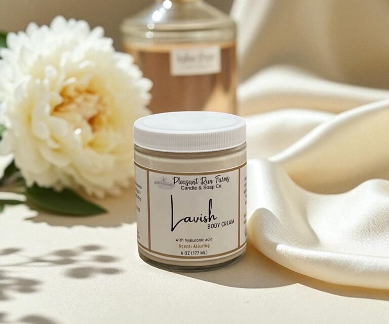 🍂 Why Hydrating Your Skin in the Fall is Essential